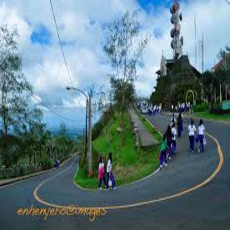 Cozy Staycation Tagaytay At Wind Residences Tagaytay City Ngoại thất bức ảnh